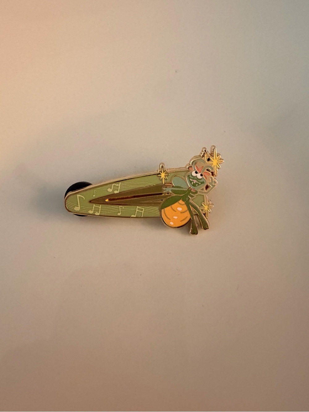 Ray the Firefly hair clip pin from the Disney Princess Sidekicks Loungefly blind